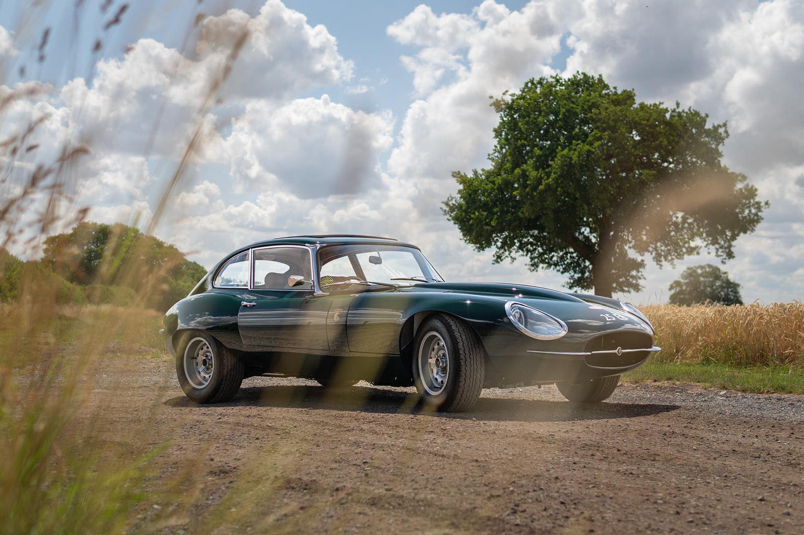 P&K - The lone wolf 🐺 4tipo E-Type V12 featuring a long list of never ...
