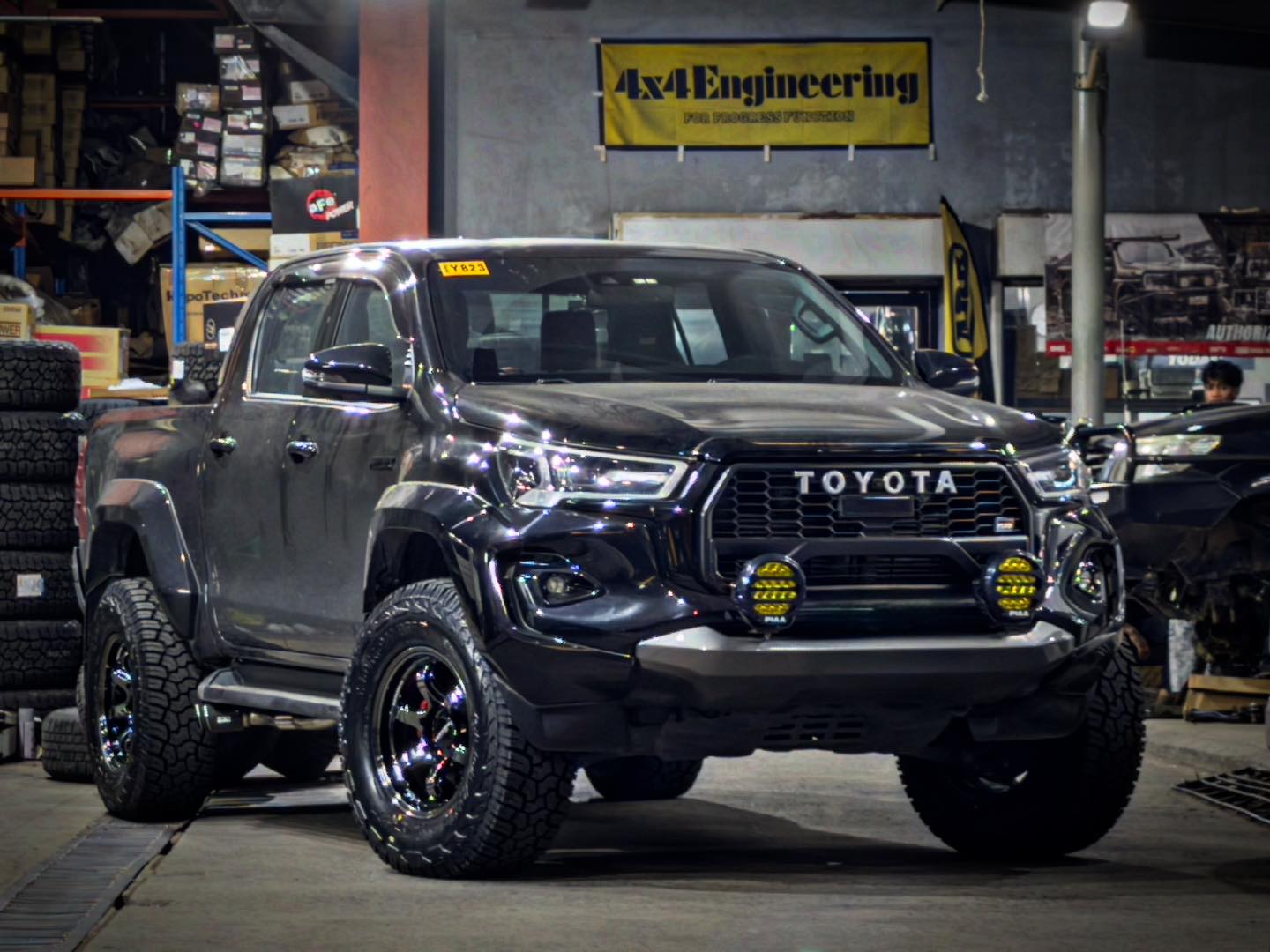 Atoy Customs 4x4 and Bodykits - #yumifiedFORTY 💪💪💪 17x9 -10et Rota ...