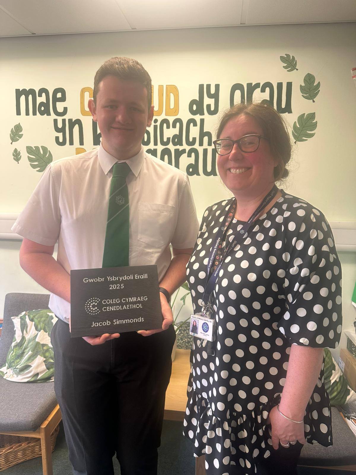 Coleg Cymraeg Cenedlaethol... - Coleg Cymraeg Cenedlaethol