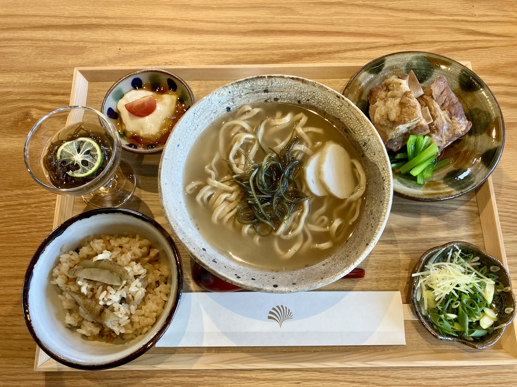 読谷 村 そば