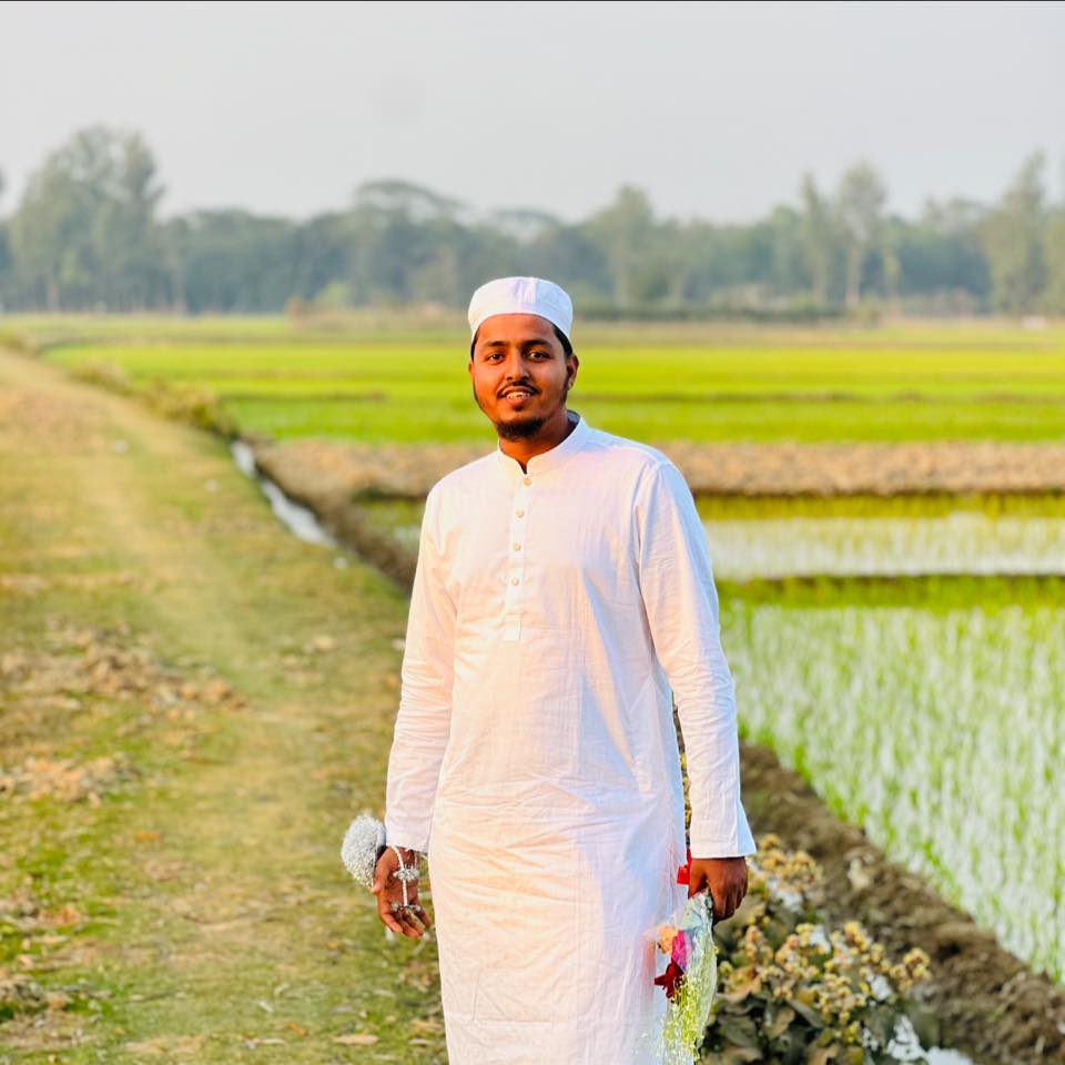 সবাই চলে যান Roki Fashion এ 🙃🤣 | Sheikh Moin | Facebook