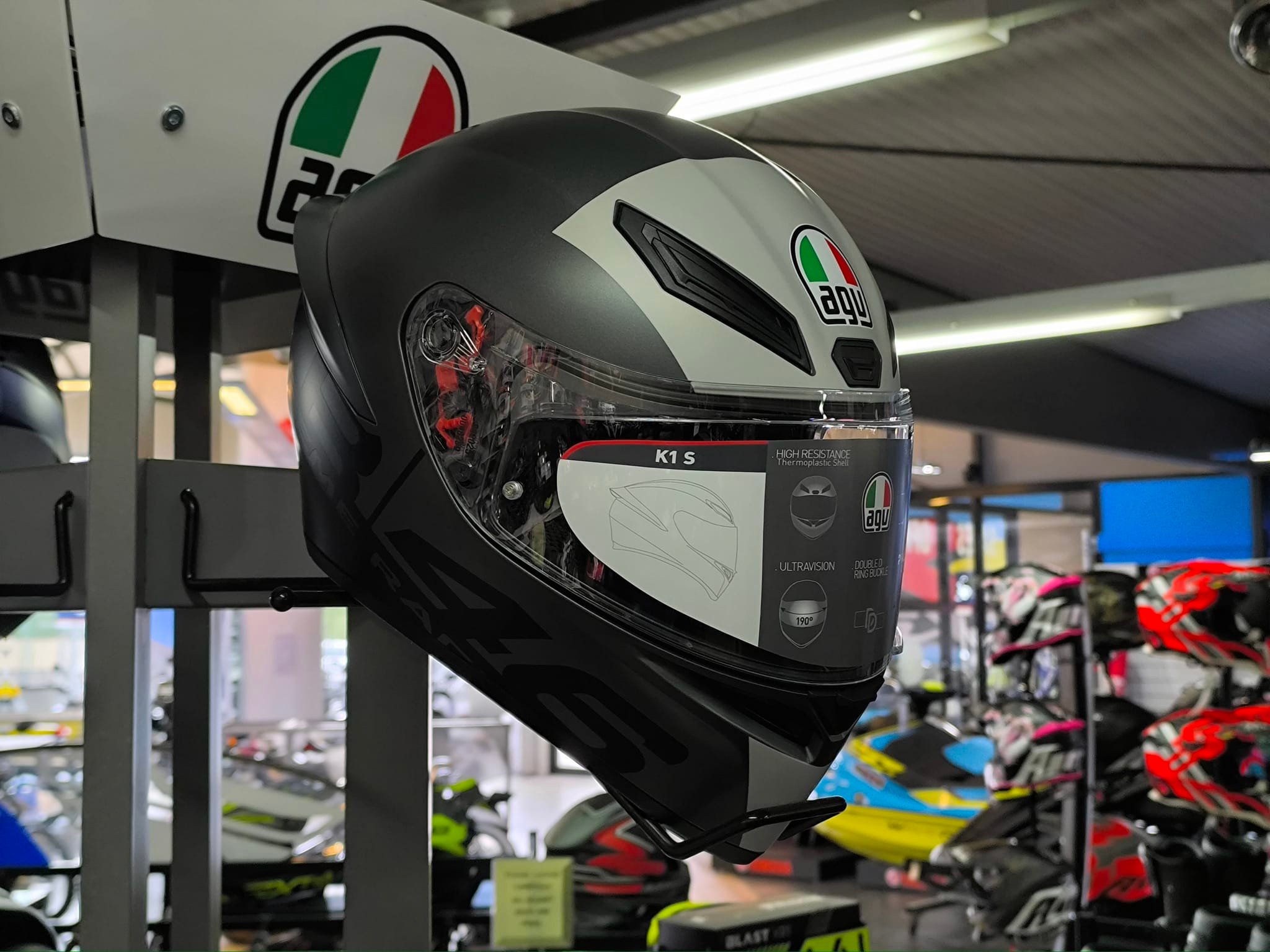 agv k1 s kripton helmet resistant panoramic visor offers a wider view for total control of the surrounding environment AGV K1 Helmet - KRIPTON
