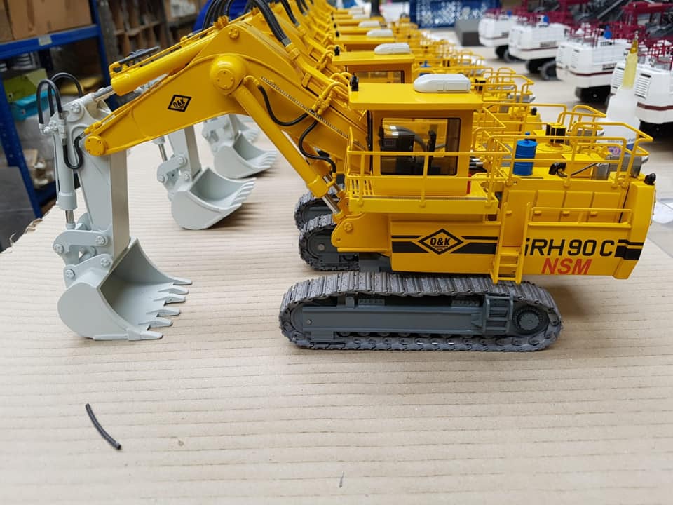 KPS Models - Custom O&K RH 90 in Miller Mining Backhoe,...