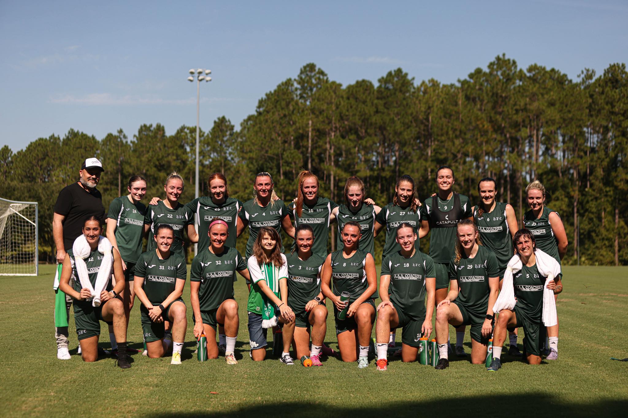 Hibernian Women - We were delighted to have a special... | Facebook