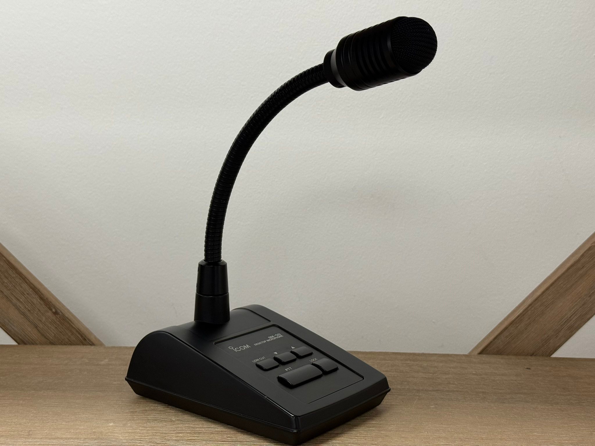 SECOND HAND ICOM SM-50 DESK MICROPHONE A high-quality desktop