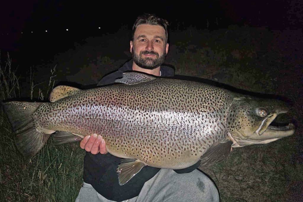 What a weapon Paul Rahman has... - New Zealand Trophy Fish | Facebook