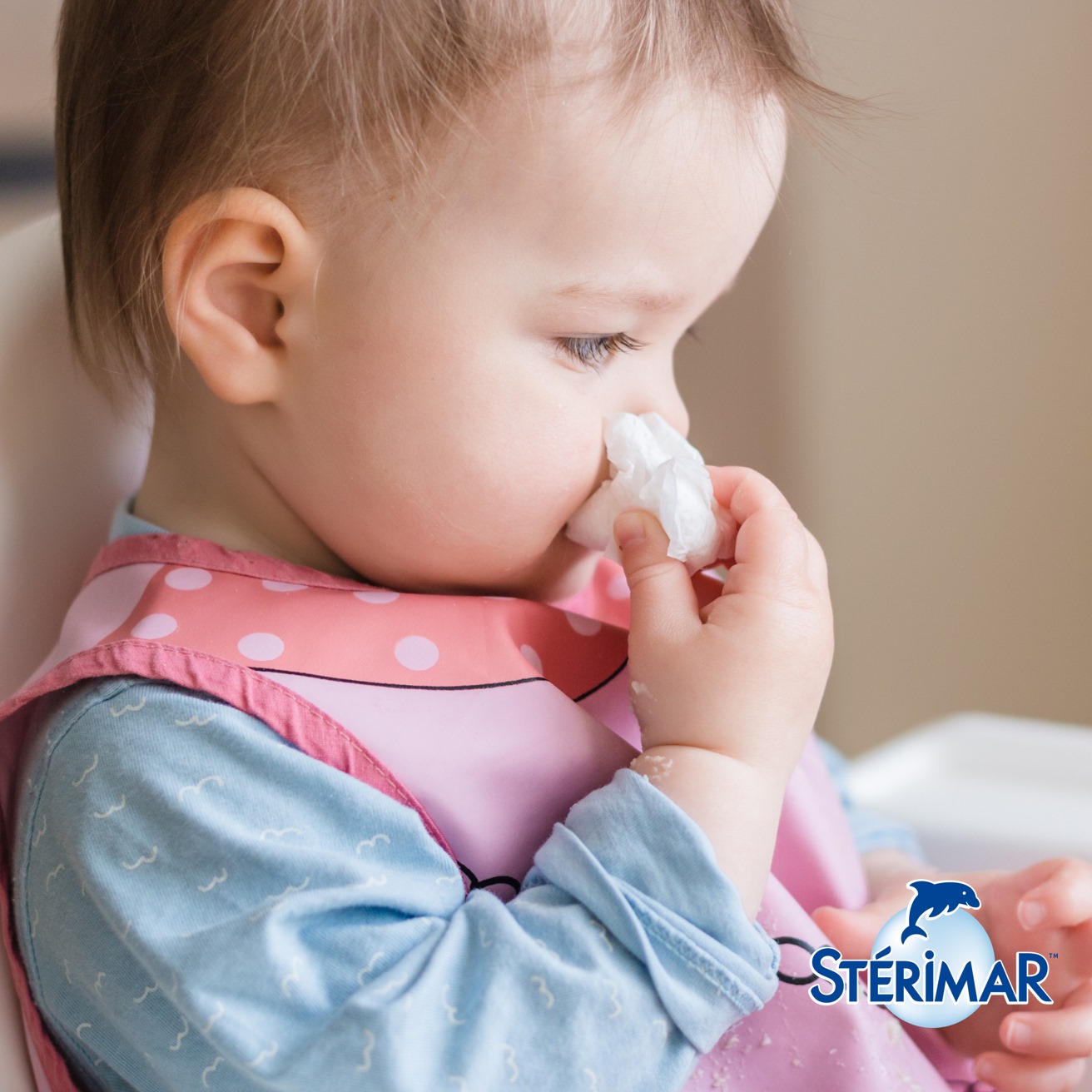 Sterimar Pourquoi Votre Bebe Eternue T Il Bebe Eternue Par Reflexe Face A La Poussiere Ou Aux Pollens Mais Aussi Pour Liberer Son Nez Des Secretions Qui Derangent Sa Respiration Il Est Parfaitement