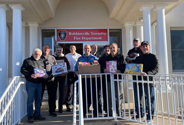 Robbinsville Township - From left to right, Nj Sen. Linda Greenstein ...