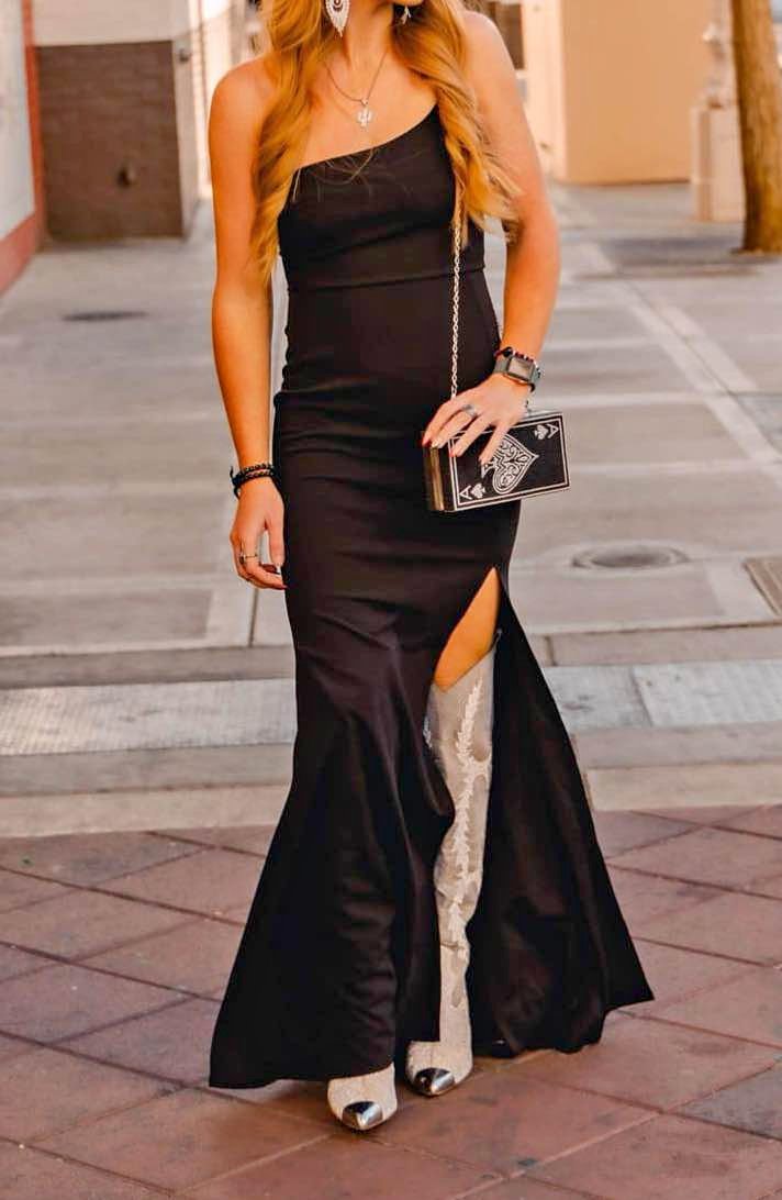 formal dresses manhattan ks for sale in Manhattan, Kansas New Pre-Order