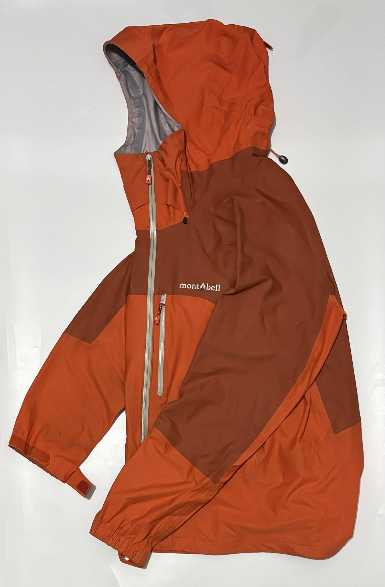 WTS Montbell Cosmic Parka L - XL Excellent Condition Crispy DM, ty!