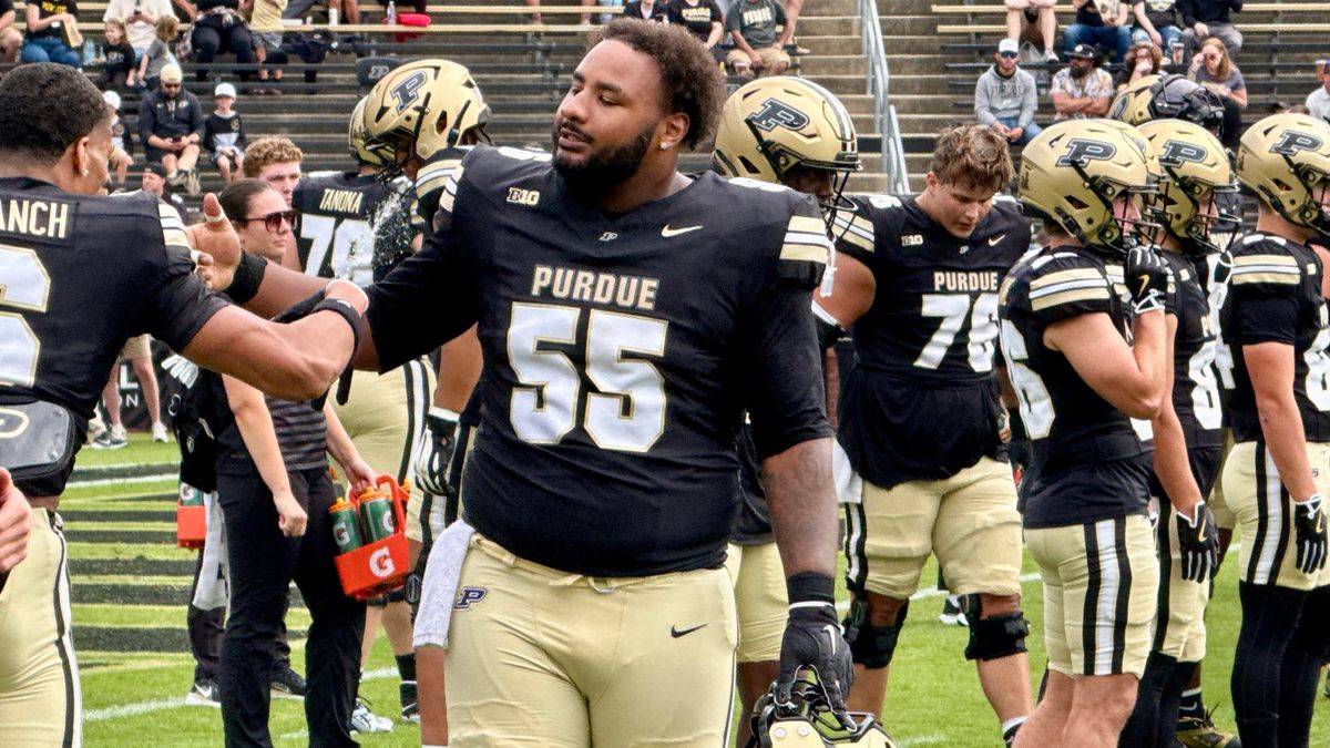 Journal - In all, 44 players made their Purdue football debuts on ...