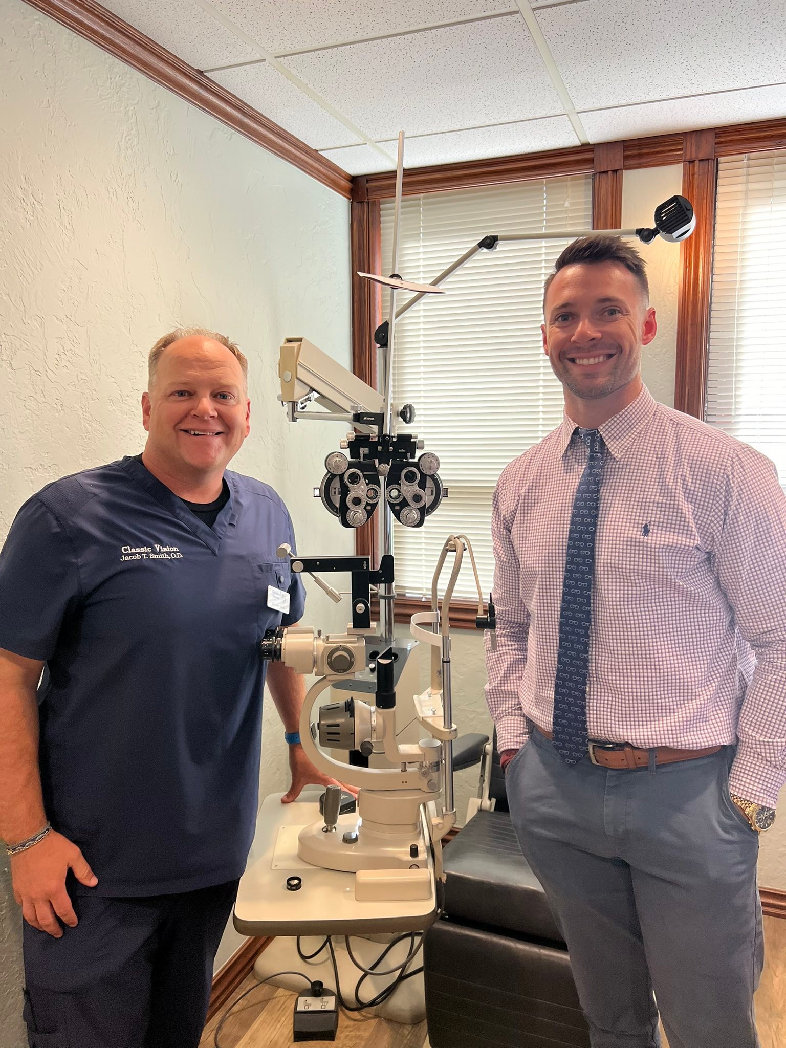Classic Vision - Family... - Classic Vision - Family Eyecare