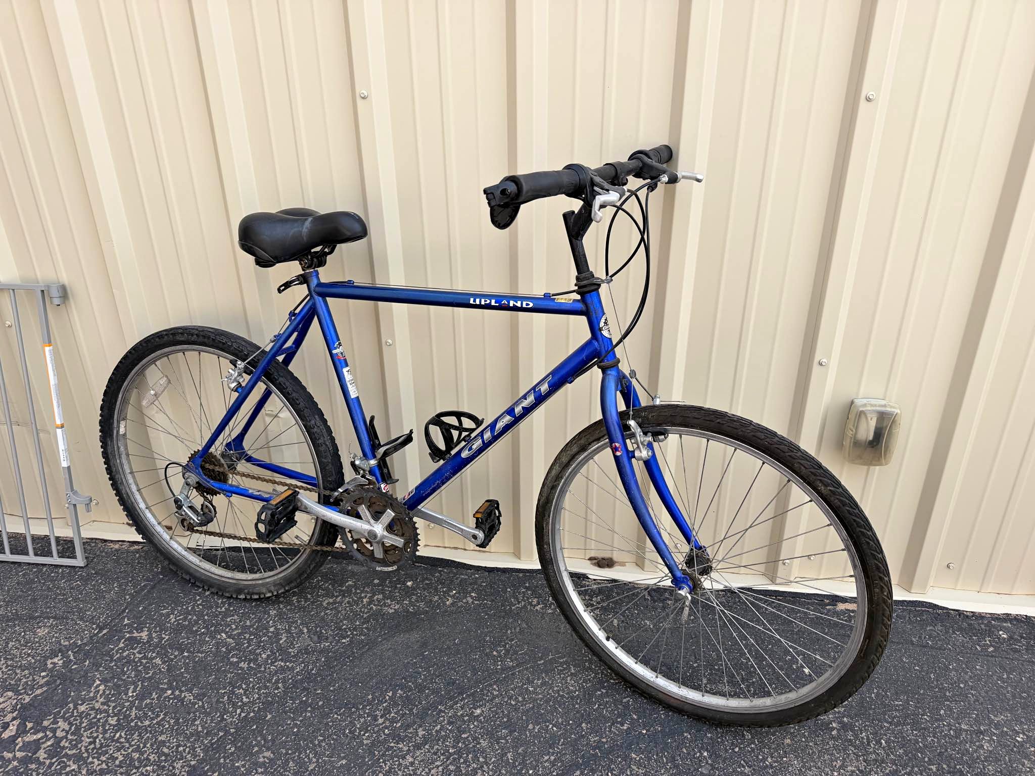 www.schwinn.com bicycles Schwinn YGroup_speyr8 Hit the trails with Model:LX500HL-P (Lefty) 139 Phone Holder |