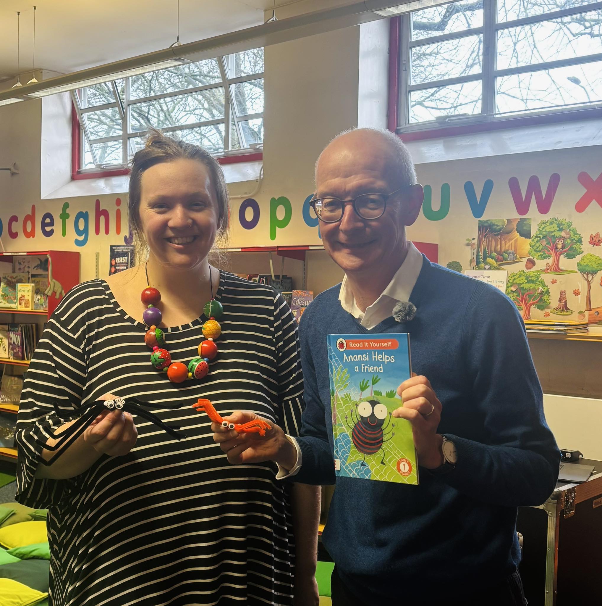 Pat McFadden - This morning I visited Bilston Library,... | Facebook