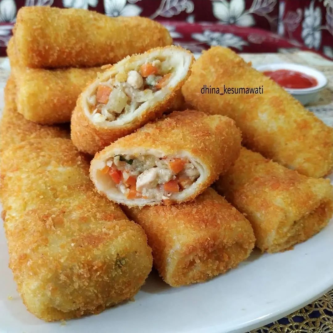 Resep - Risoles By @dhina_kesumawati Bahan Kulit : 500 gr tepung terigu ...