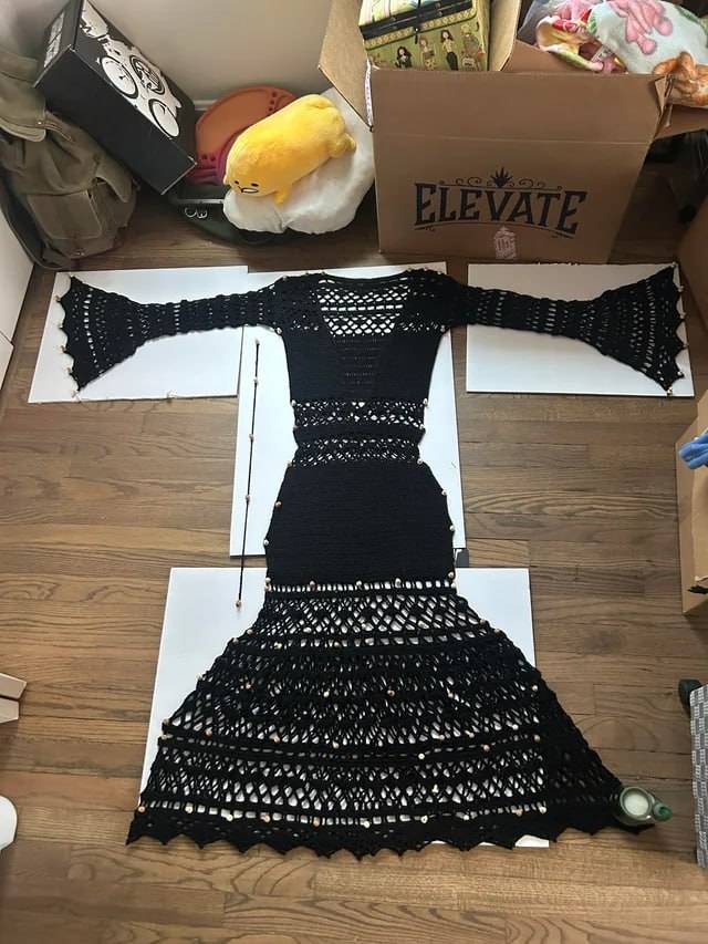 Morticia dress crochet project results