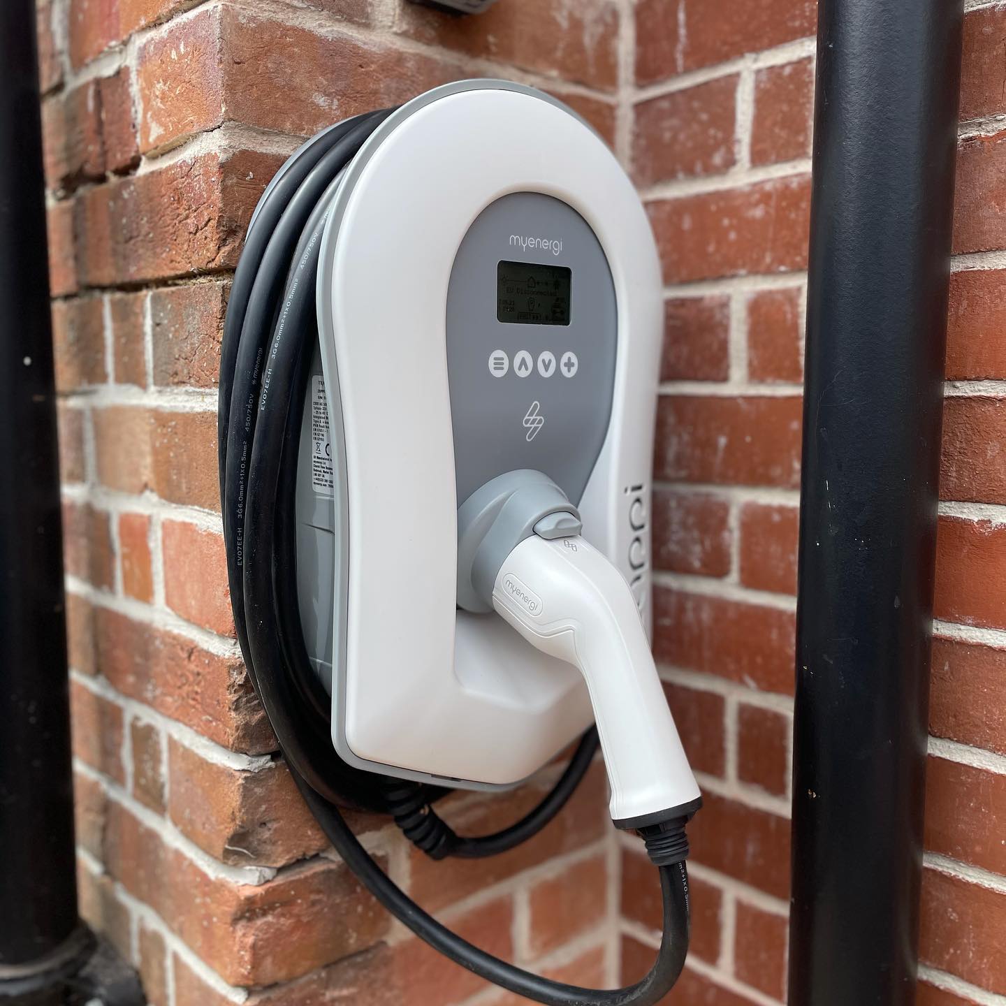 RAD Electrical - @myenergi Zappi 7Kw Electric Vehicle...