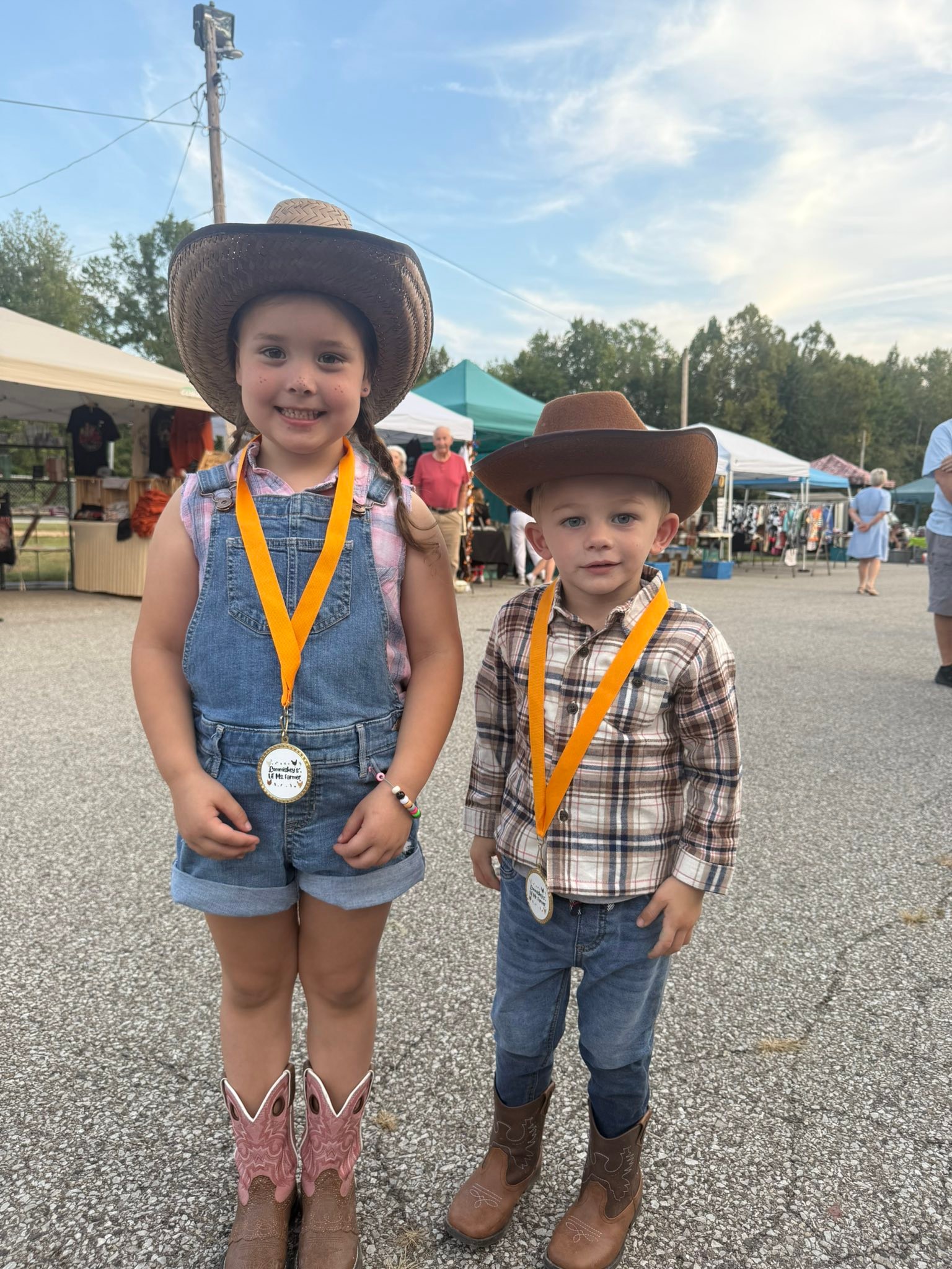 Commiskey Indiana Fall... - Commiskey Indiana Fall Festival