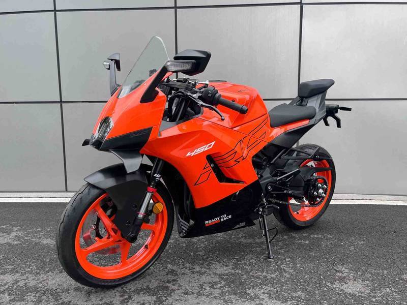 MOMO Motorbike - 