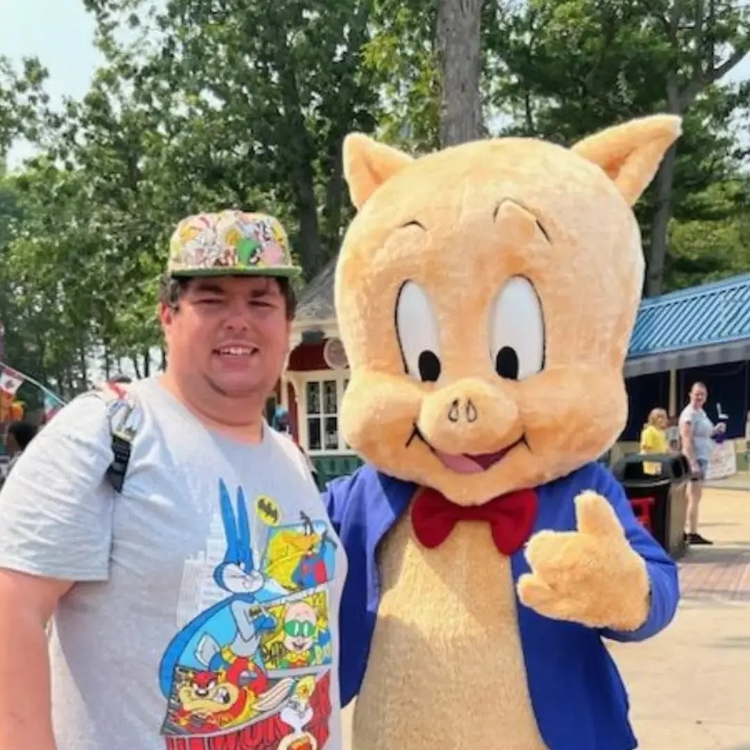 Pin Trading Disney | Just letting everyone know that box lunch now has ...
