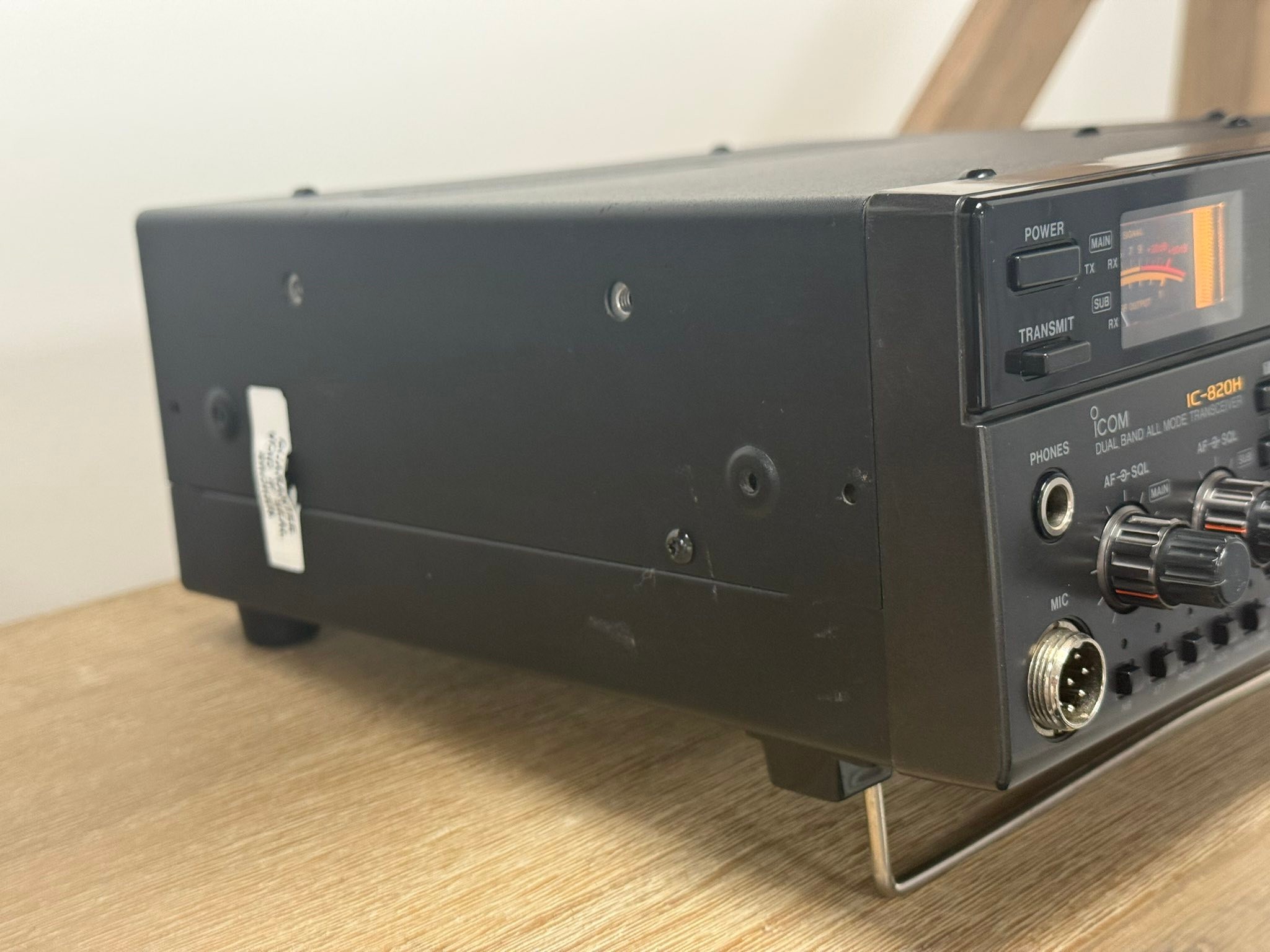 What is the price of an Icom IC820H radio?