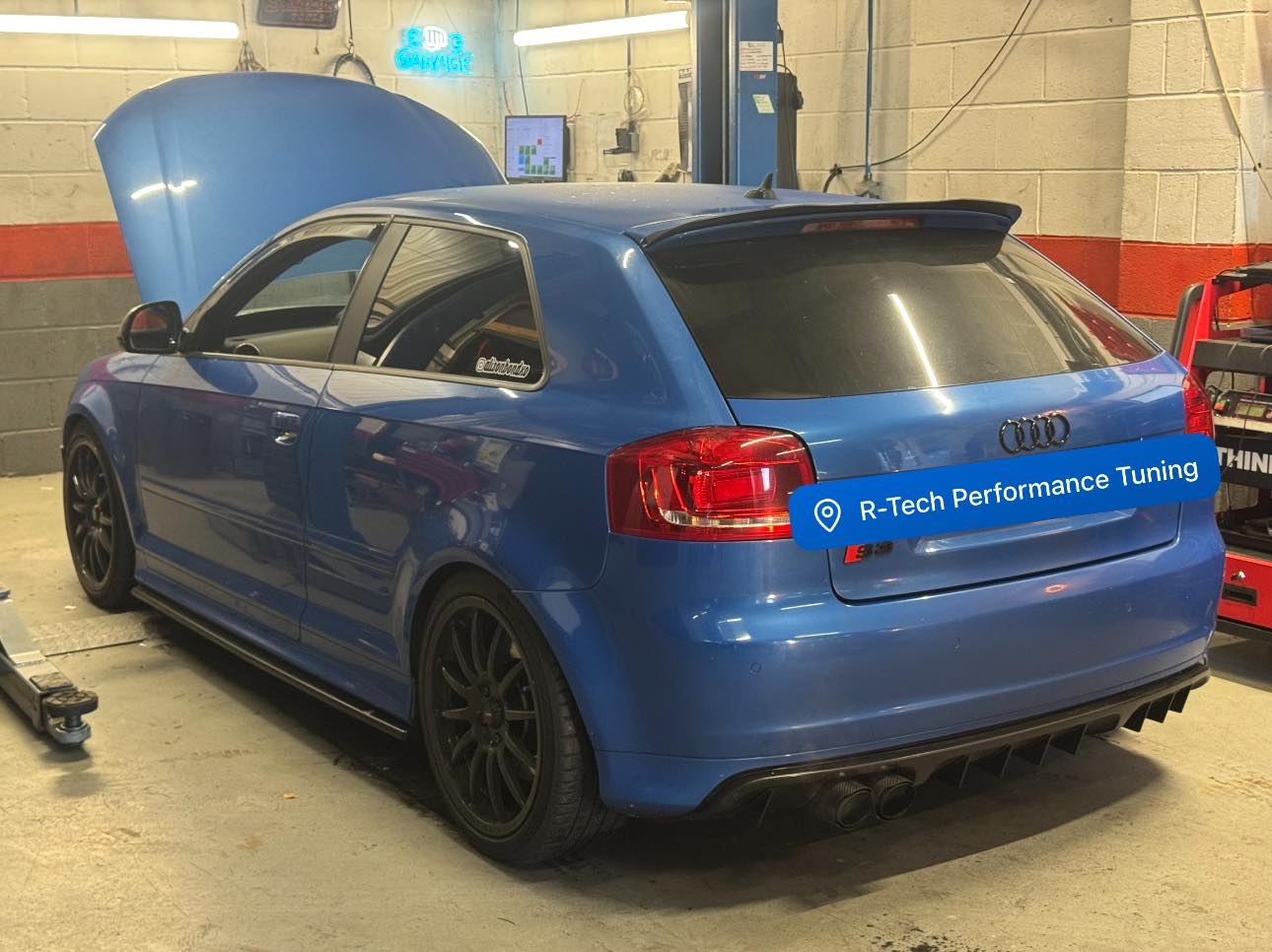 R-Tech Pitstop Garage added a new... - R-Tech Pitstop Garage