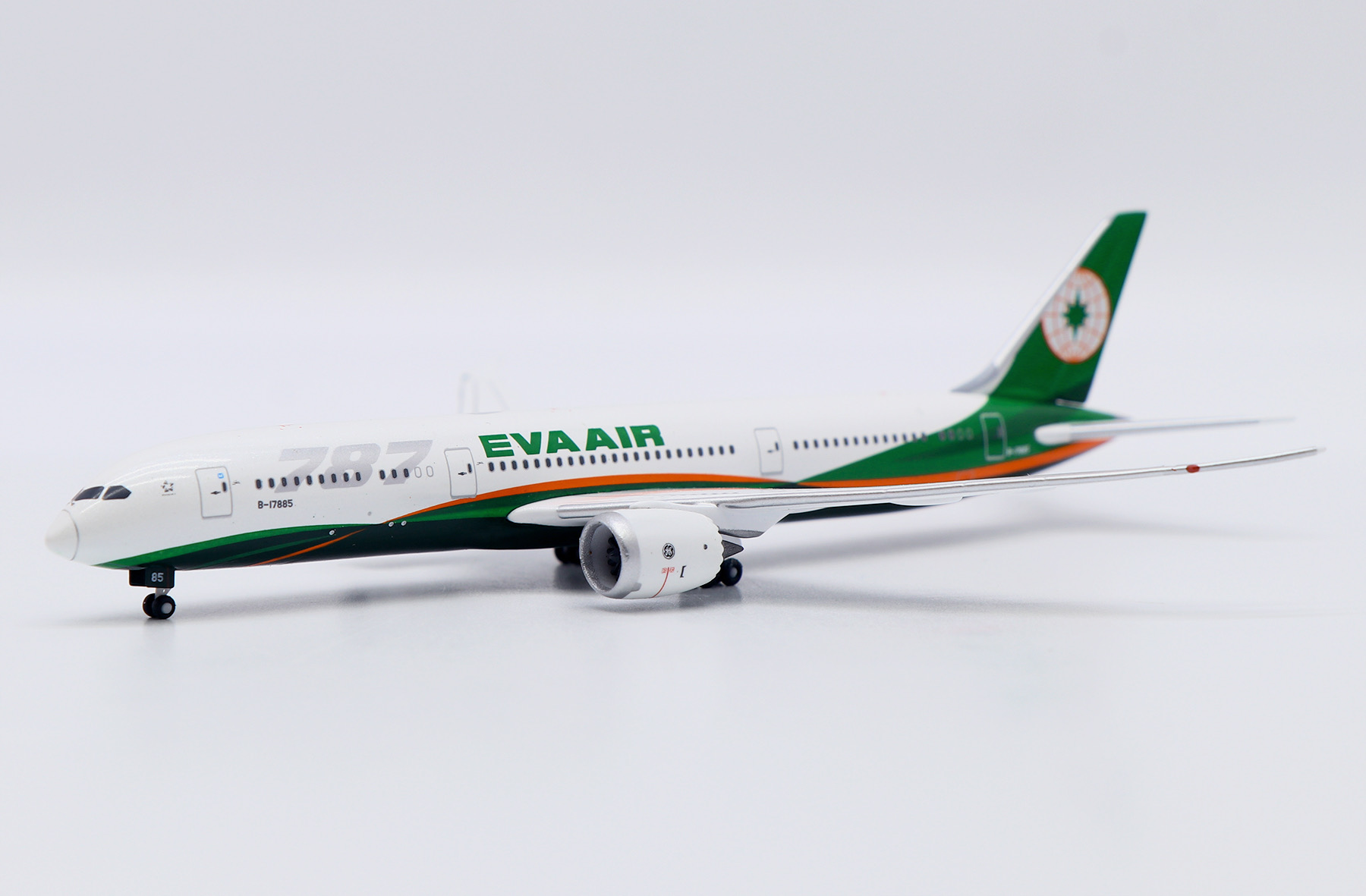 AVAILABLE TO PRE-ORDER NOW ON WEBSITE Aether Model 1:500 NBT125103
