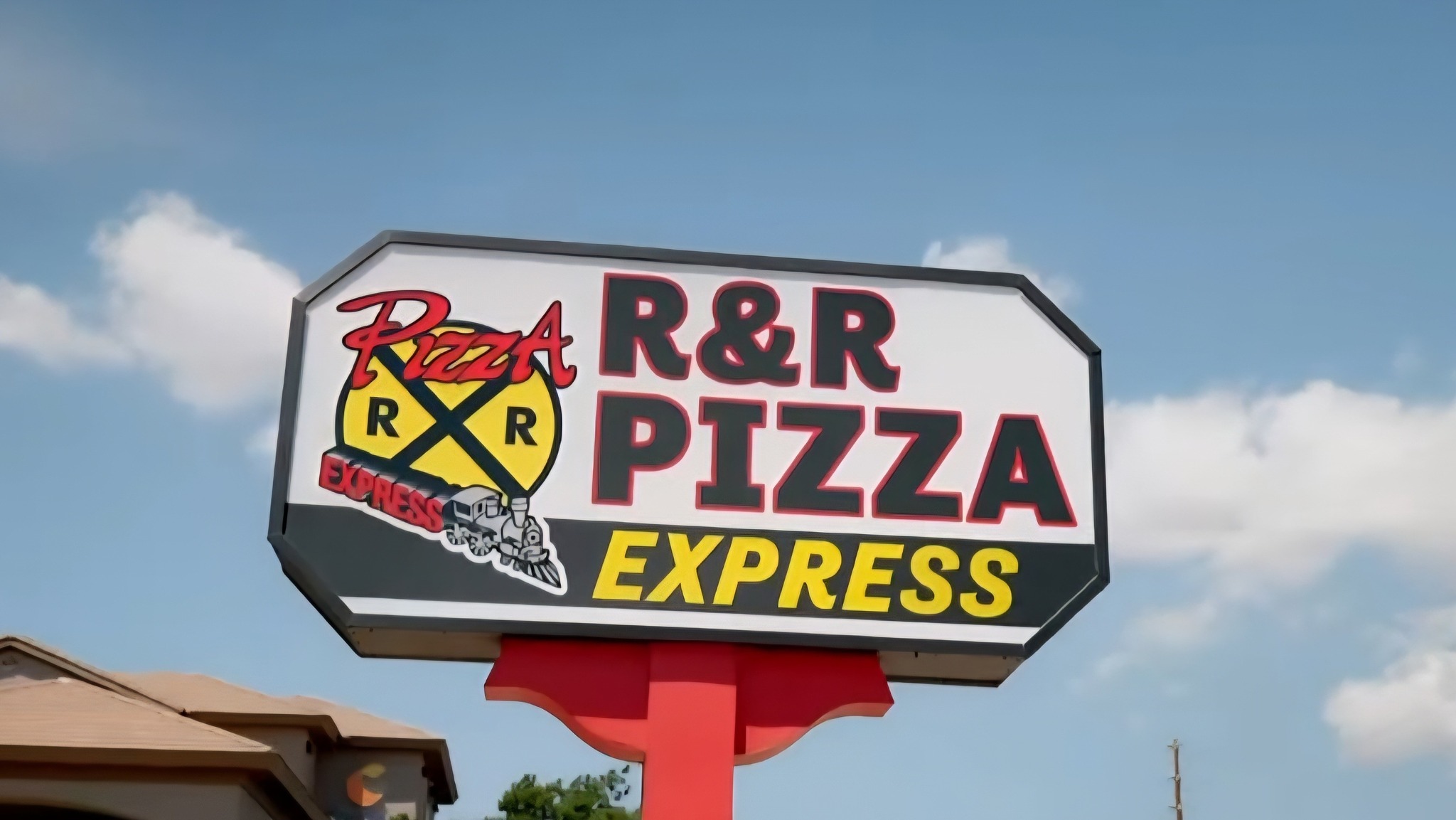 Coolfmlive - LIKE/COMMENT TO WIN TWO $25 GIFT CARDS AT R&R... | Facebook