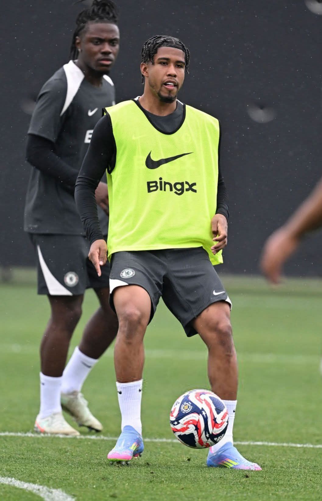 Andrey Santos to wear number 17 jersey at Chelsea