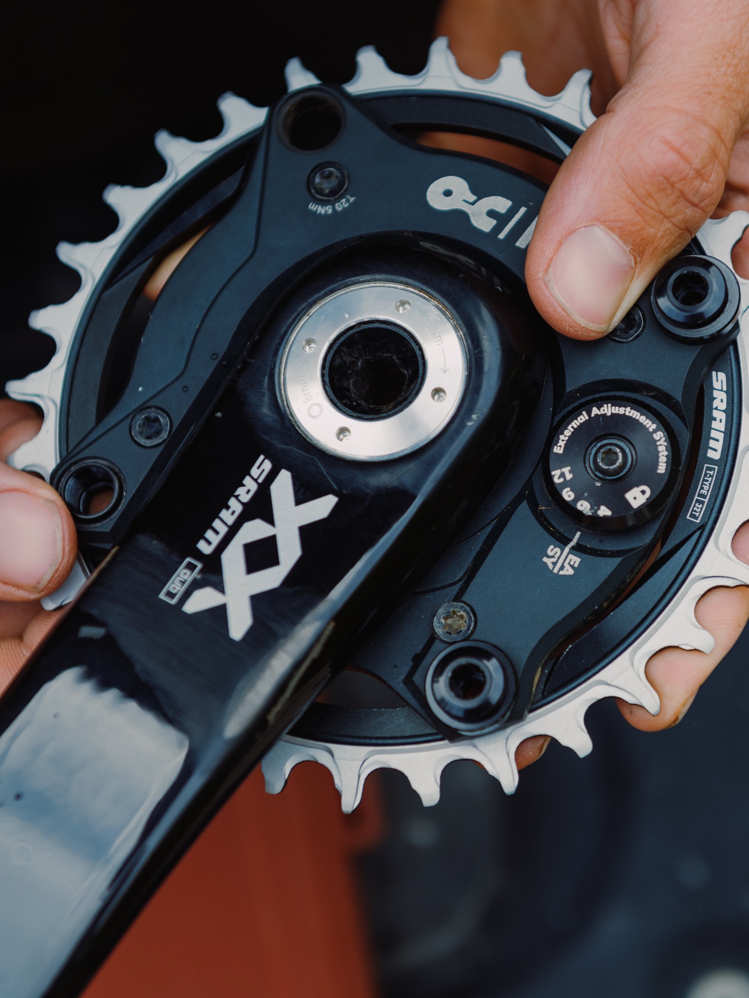 The 104 BCD XX Eagle Transmission chainring is designed to bring 