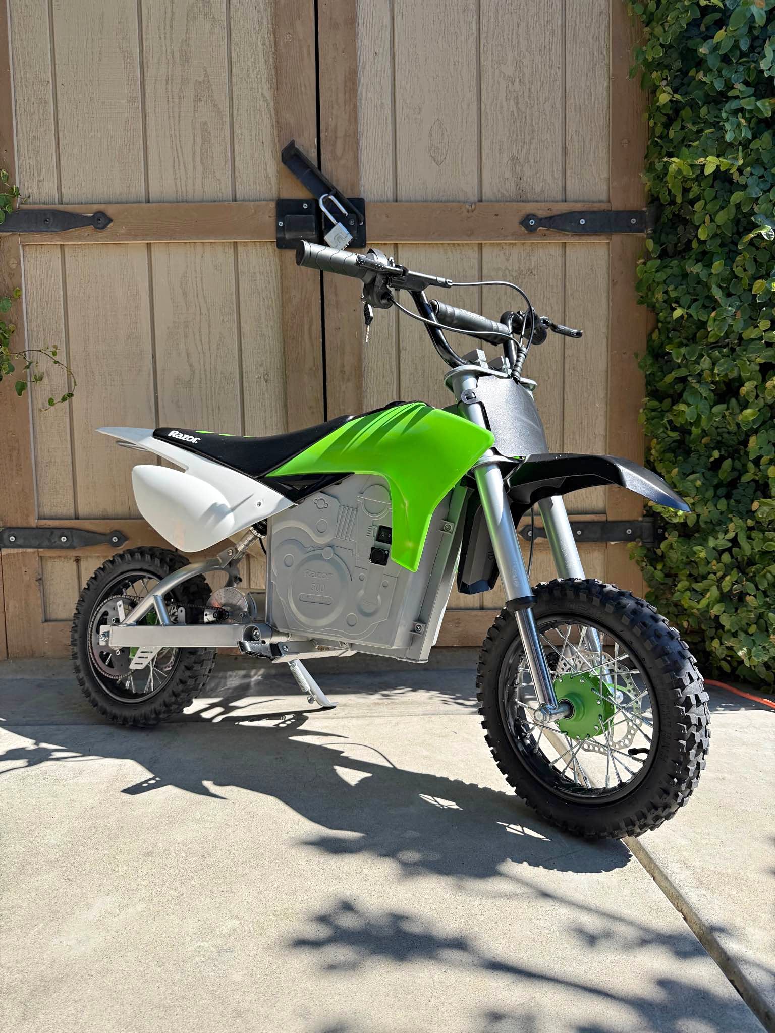 48v 2,000w razor sx500 30-35mph - Motorcycles & Scooters - North ...