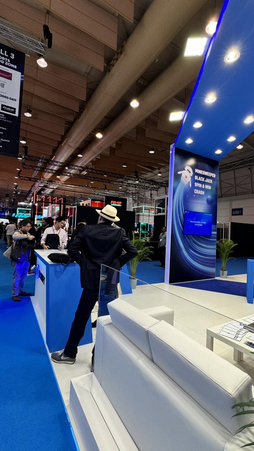 IQ SOFT - 🇵🇹| Day 1 at SBC Summit 2024: Connections and...