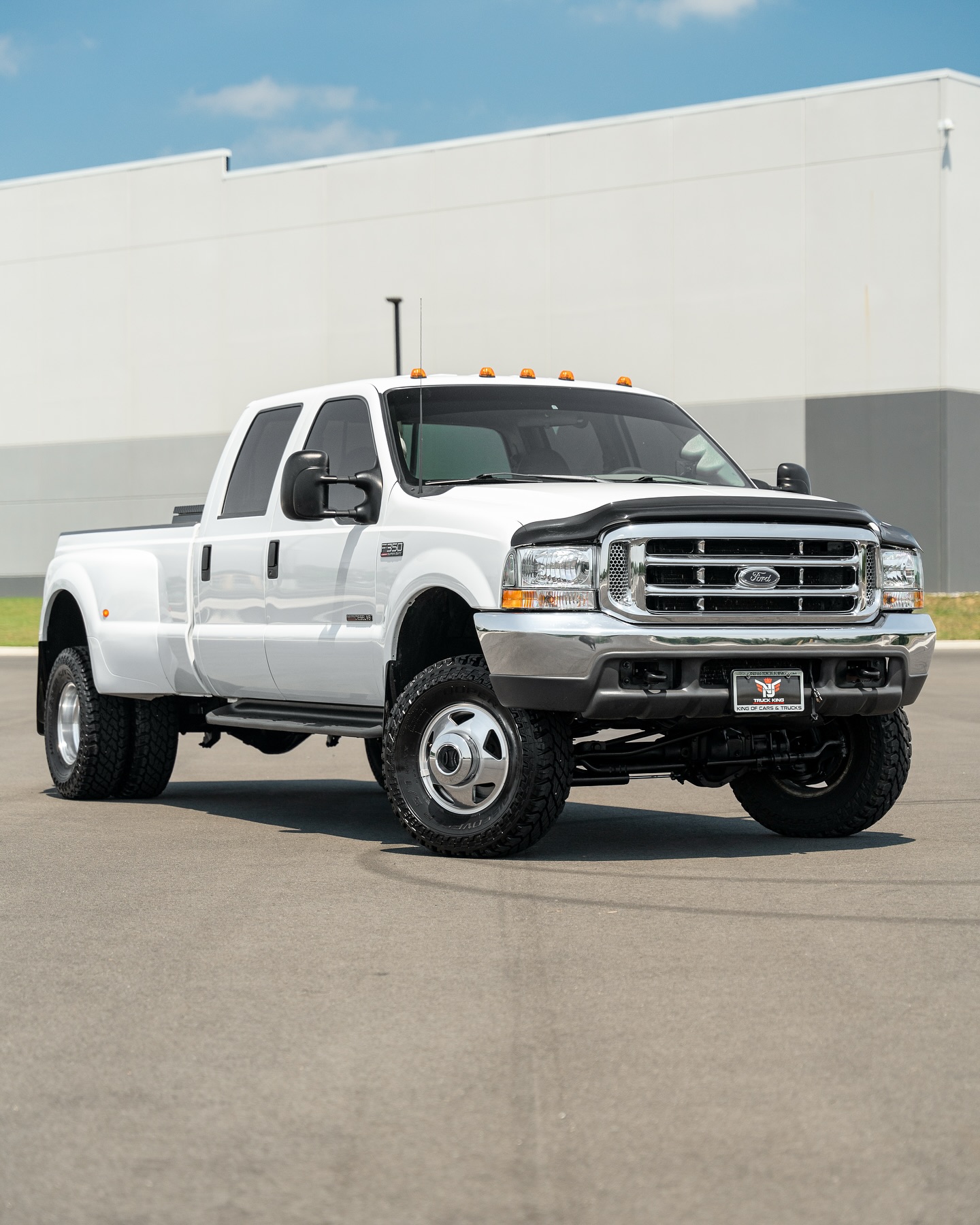 🔥 CLEAN 7.3L DUALLY CLASSIC!... - King of Cars & Trucks Inc. | Facebook