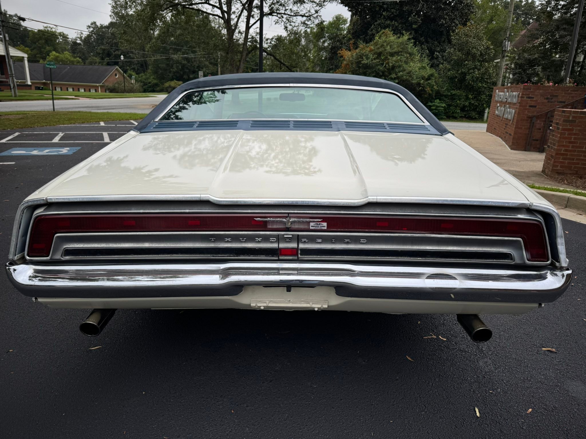 1971 Ford Thunderbird GLAMOR BIRD 429 cubic inch 7.0L Thunder Jet