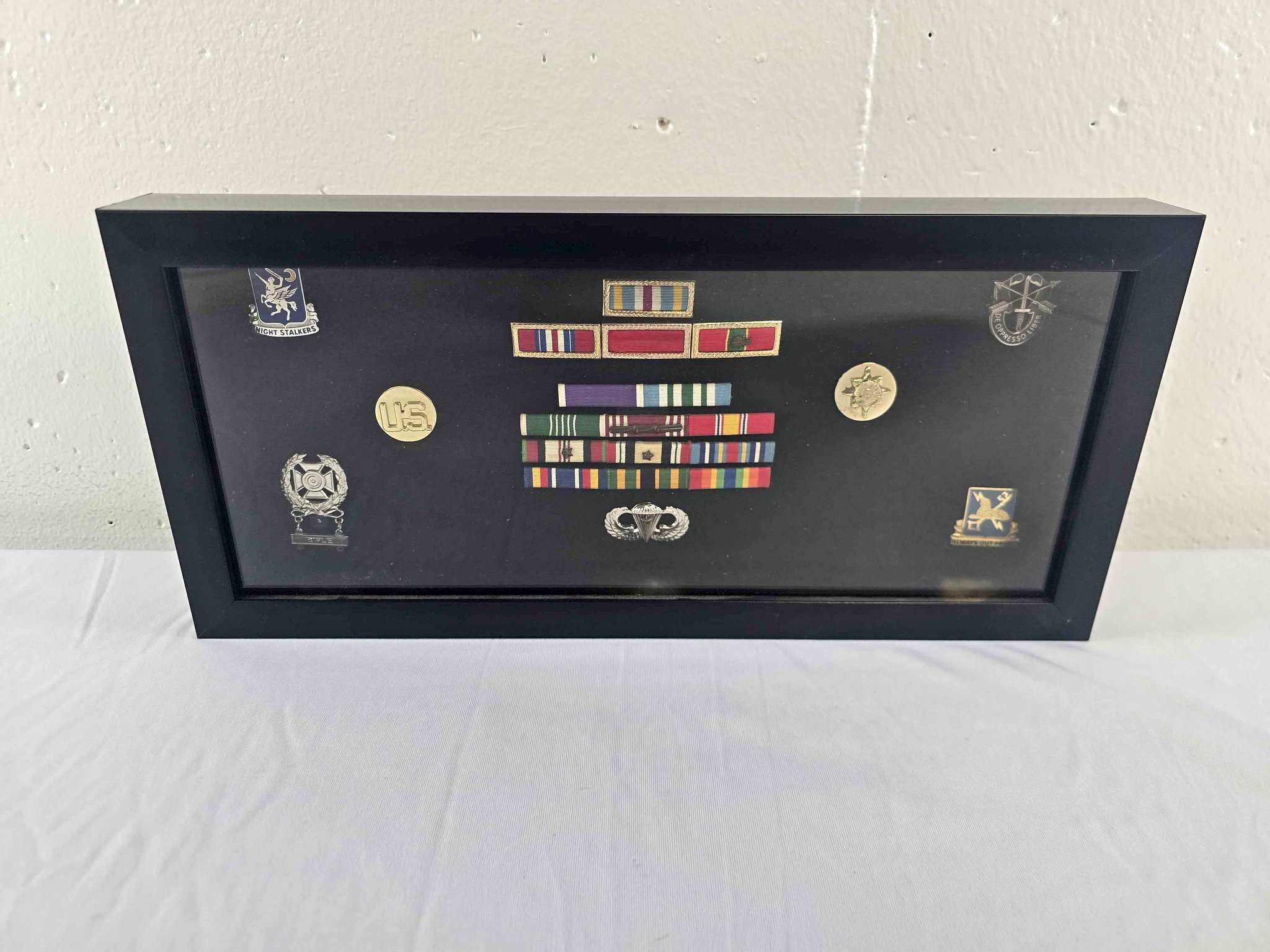 US Army Military Shadow Box Display – Airborne, Special Forces, Ribbon ...