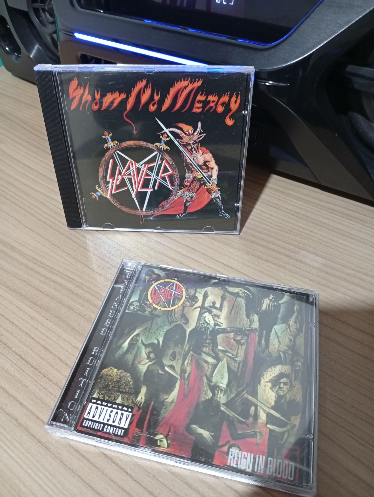 Slayer 😈 💀 Show no Mercy 1983 💀Reign in Blood 1986 Which one is