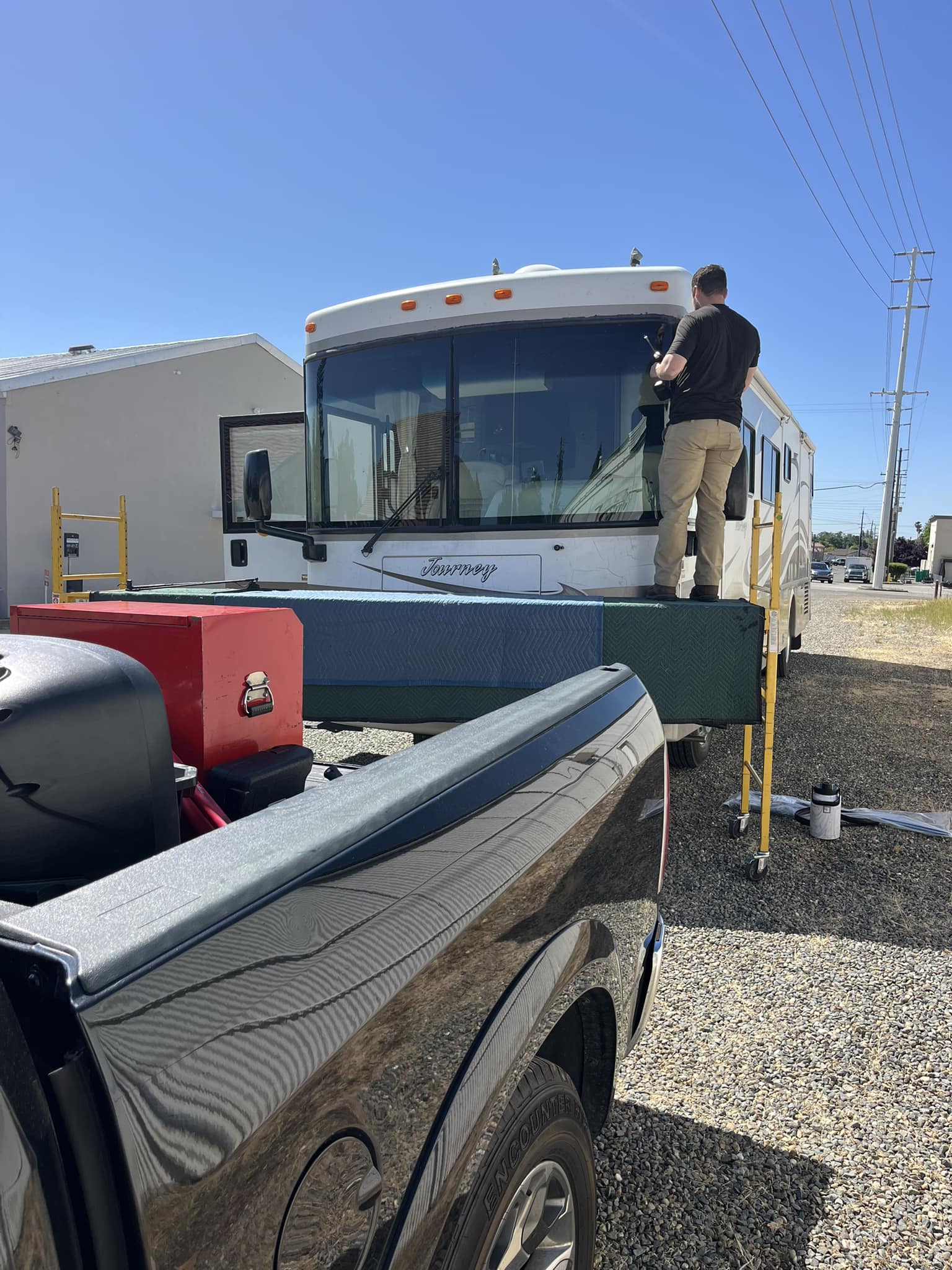 California RV Glass | Carmichael CA