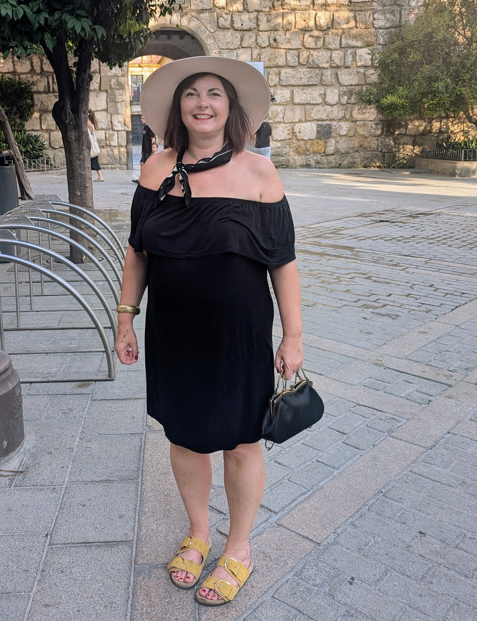 second hand ladies dresses for sale Buying second-hand from Vinted and local traders Category:BACK IN STOCK