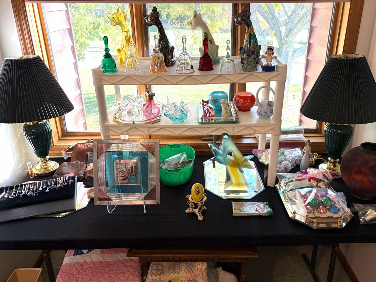 Clutter Clearers Estate... - Clutter Clearers Estate Sales