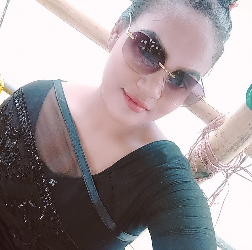 Singer Maria