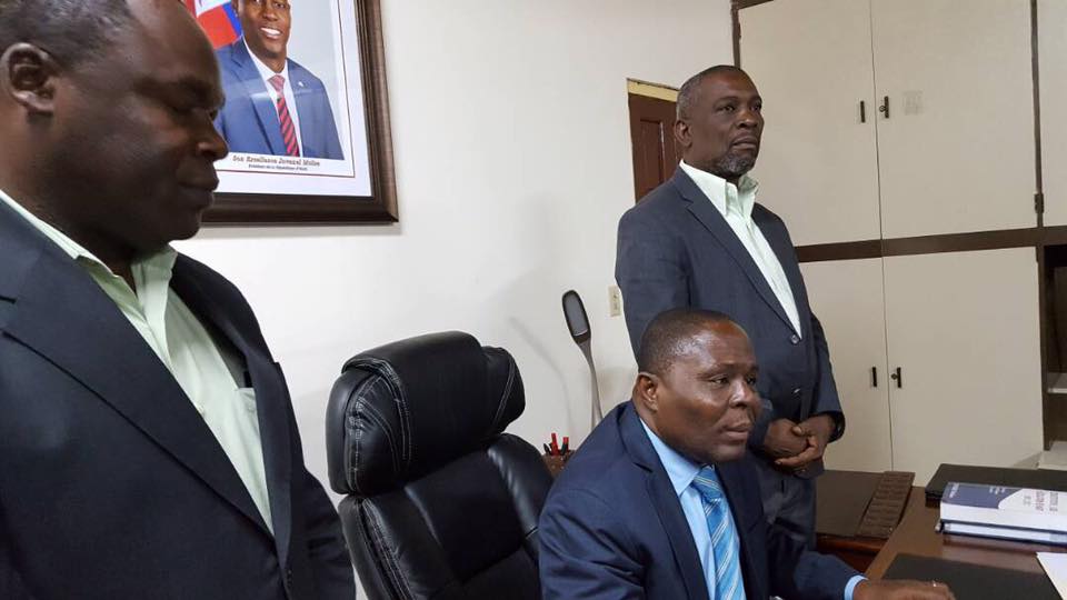 Remise officielle par le MENFP des... - MENFP HAITI Officiel | Facebook