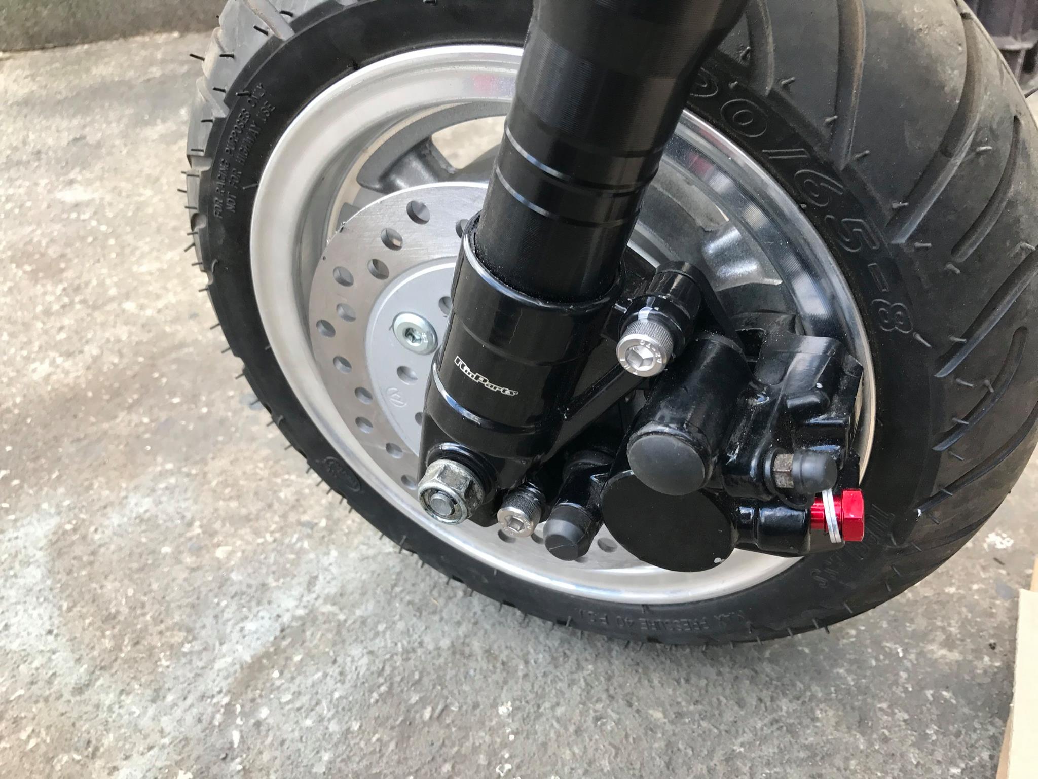 ミキピーデザイン - 8インチ2.5Jモンキーホイール+Dioキャリパー 