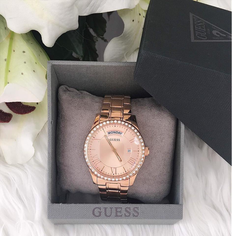 Watch.8 - ⌚️Guess⌚️ นาฬิกา Guess ของแท้ 100%... | Facebook