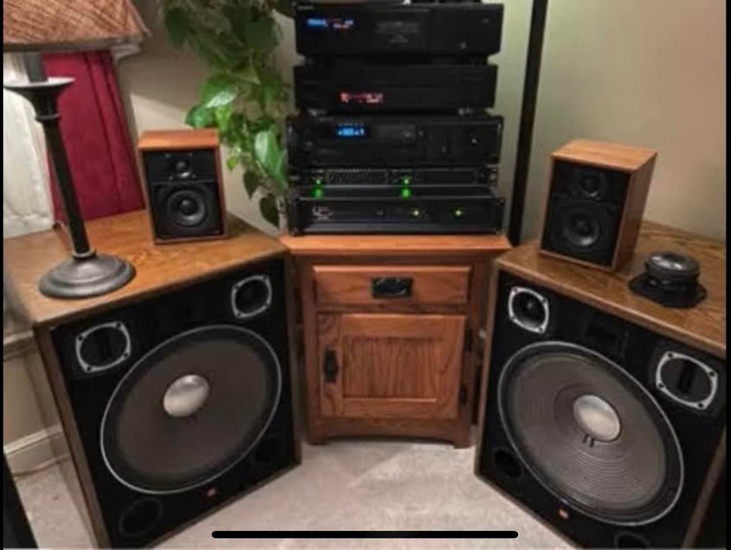 JBL 2231H circa 1981 The Model 2231H low frequency loudspeaker 