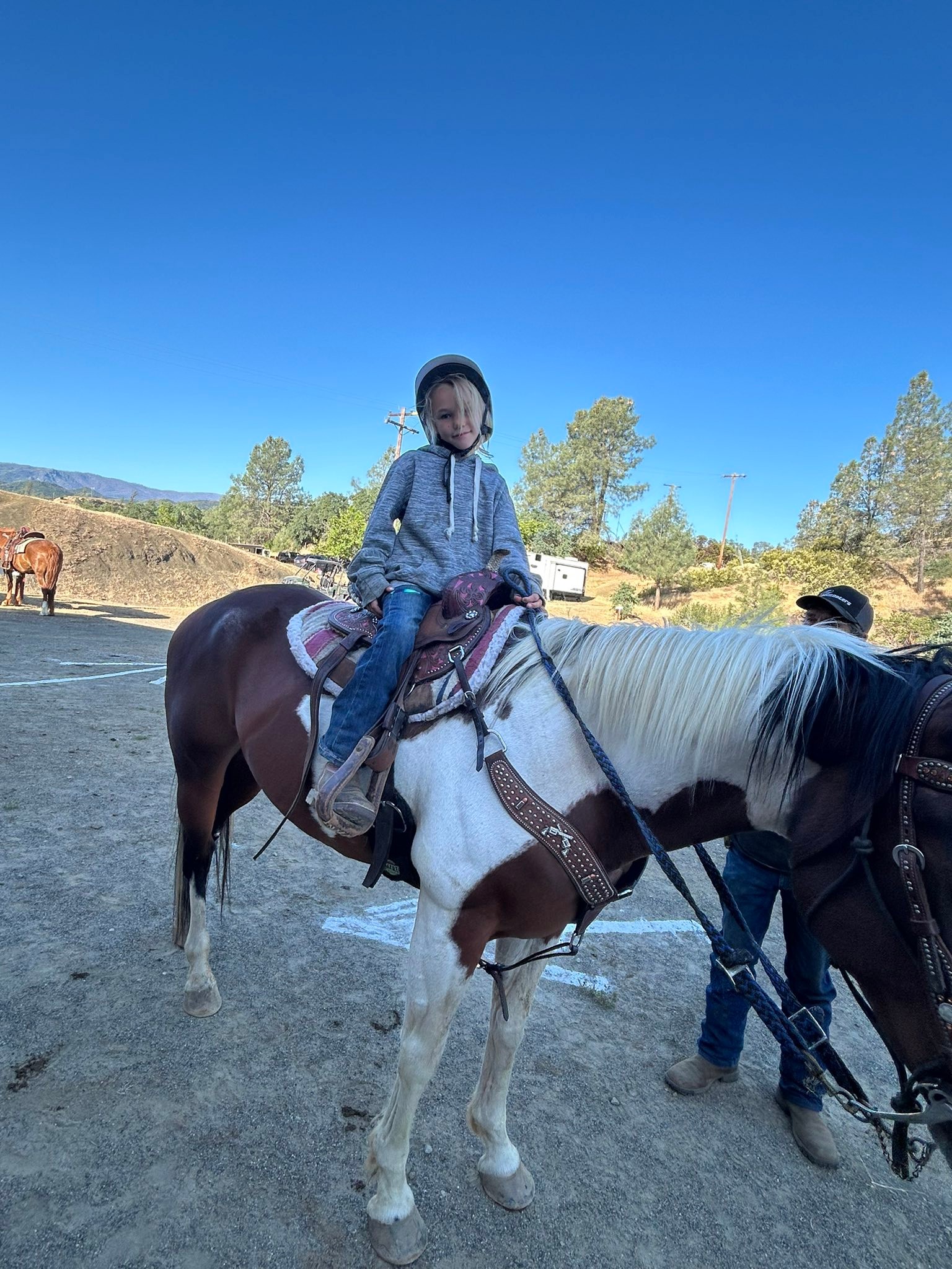 R Wild Horse Ranch | Platina CA