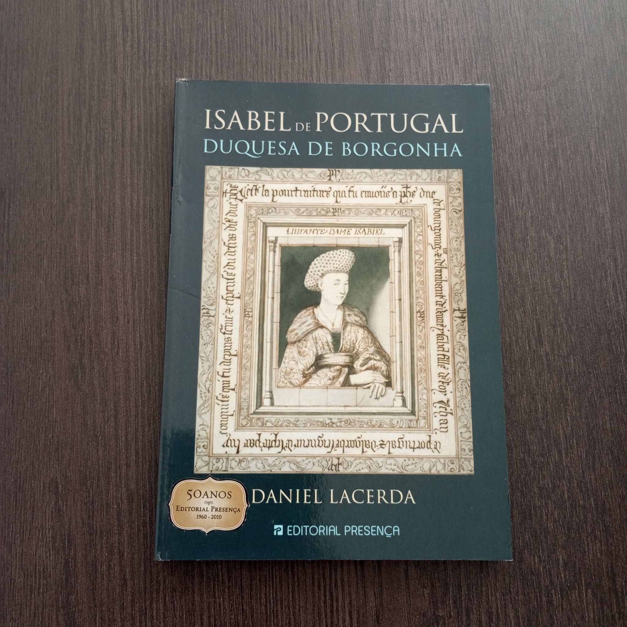 Leilões - 8,00 Euros (portes incluídos em correio editorial) Isabel de ...