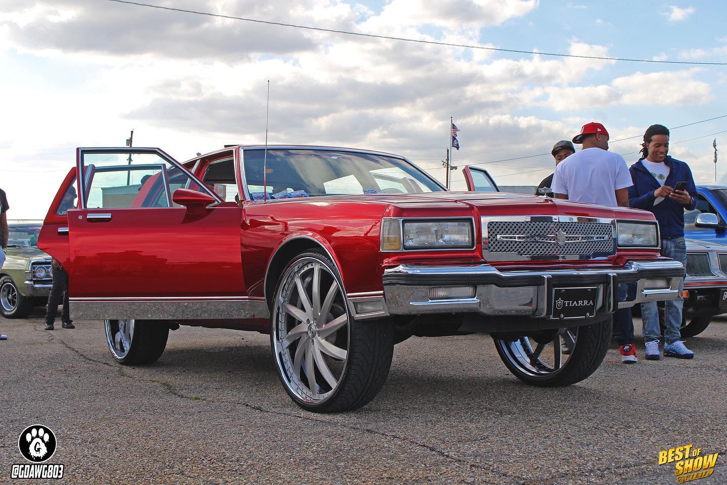 Gdawg803 - Candy Red Box Chevy on 28” @rucciforged wheels... | Facebook