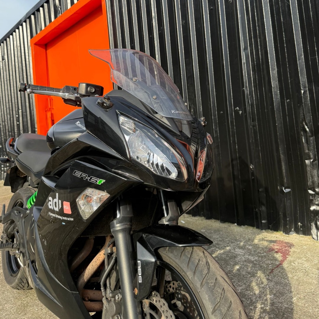 🏍️ Kawasaki ER-6F 2015 ABS – For Sale! With only 30,946 km, this
