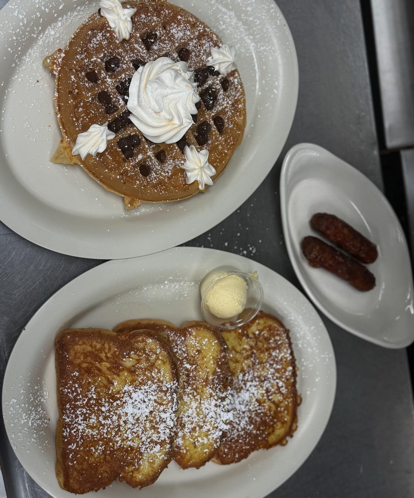 🇺🇸 Happy 4th of July! 🇺🇸 We’re... - Early Riser Diner | Facebook