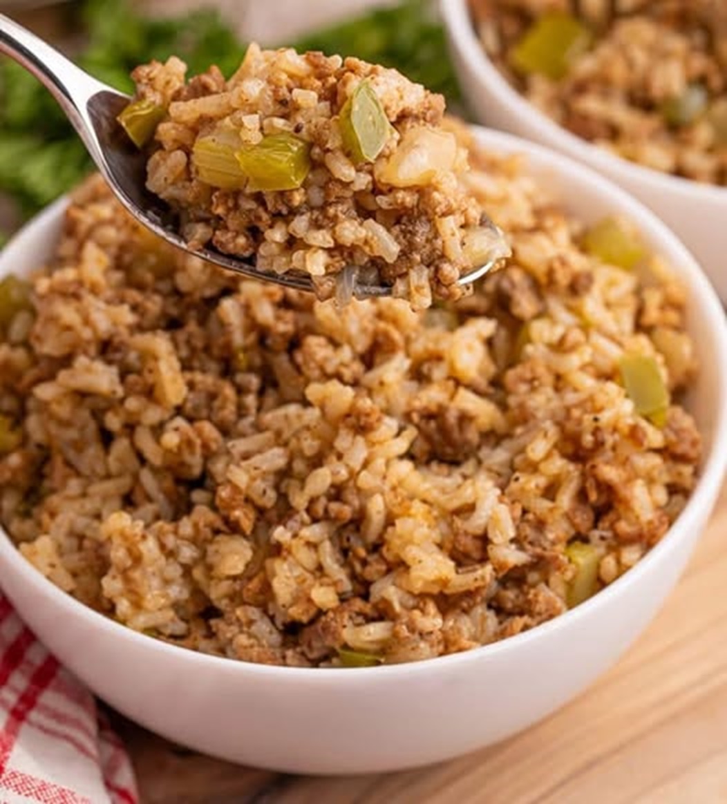 Recipes - 💖 Loaded Dirty Rice! 💖 💖 Loaded with sausage, ground beef ...